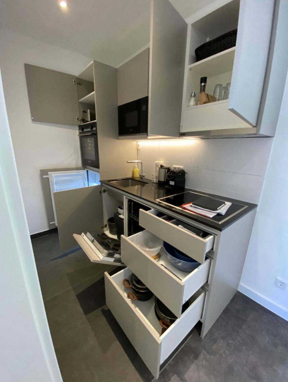 7-living Apartment
